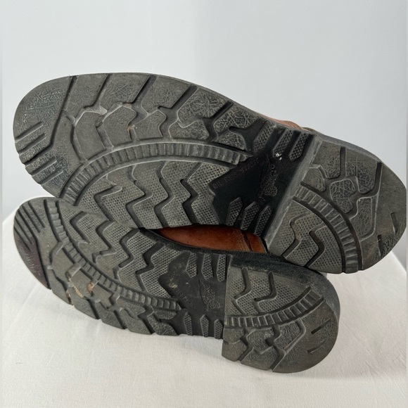 Red Wing BRNR XP 6 Inch Waterproof Safety Toe Boot in Brown Size 8 - Picture 12 of 13